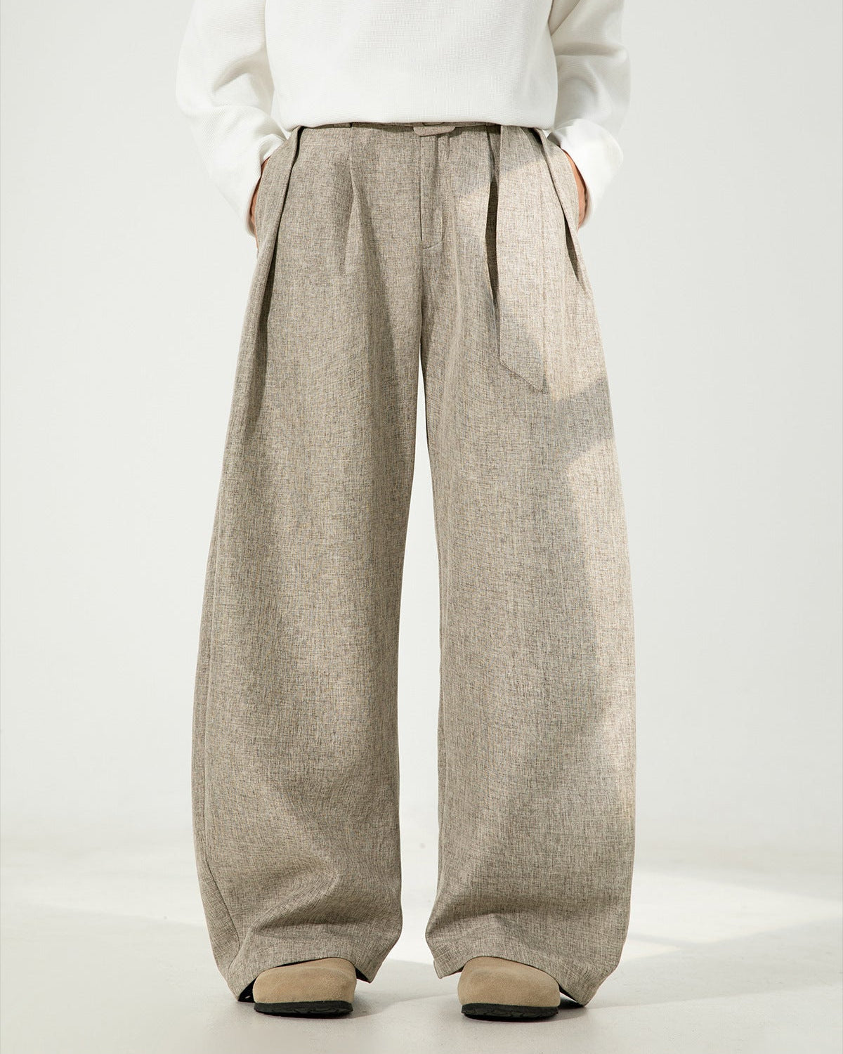 Wide-leg wool trousers