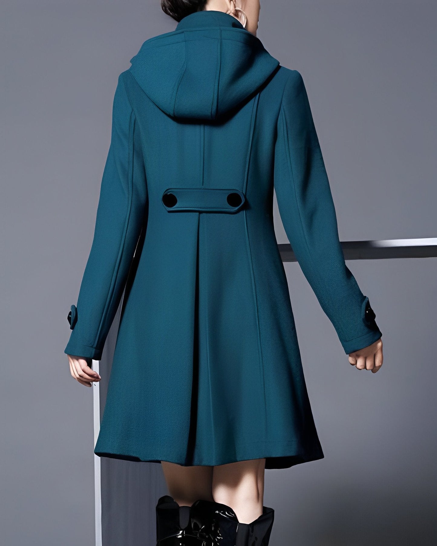 Solvara™ - Elegant Jacka med Didfickor och Huva